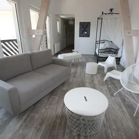 Subtil Insolite 빌라