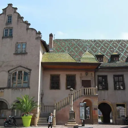 Subtil Insolite Villa