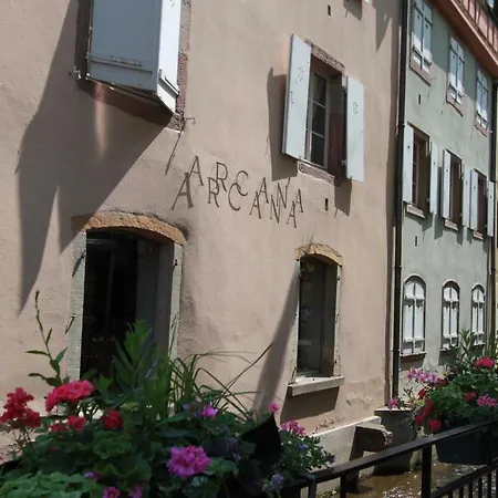 Subtil Insolite Villa